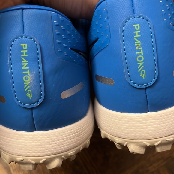 NIKE CK8470 400 PHANTOM GT ACADEMY TF - Picture 10 of 11